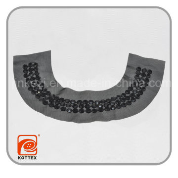 The Fashion Classic Beaded Lace Collar