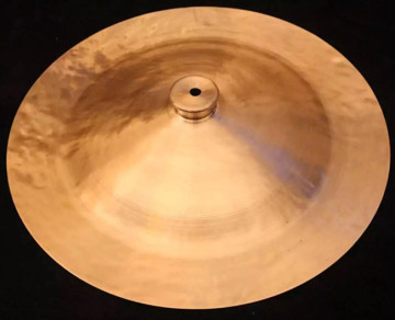 Cymbal Cina Tradisional Berkualitas Baik Dijual