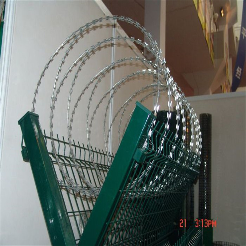 razor barbed wire mesh