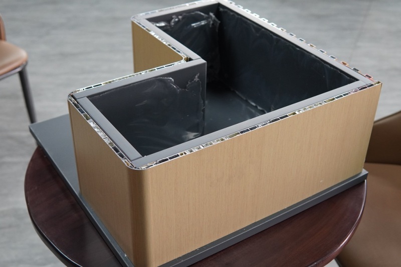Aluminum honeycomb panels