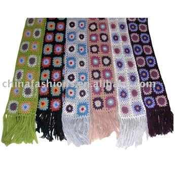 fashion knitted scarf
