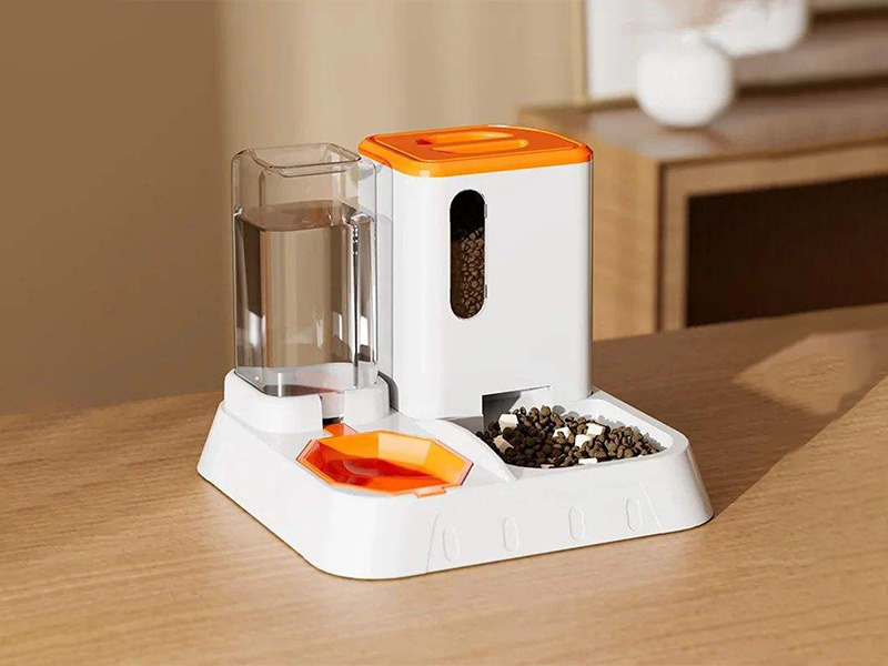 2-in-1 Pet Feeder Water Bowl