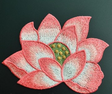 Fashion flowers and peacock cheap custom embroidery patch