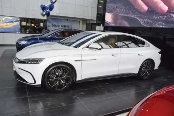 Chinese Electric Car Byd Song Plus Dm-I High-Quality Household Large SUV New Energy Car on Sale