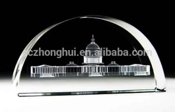 2016 Engraved castle fashionable crystal paperweight