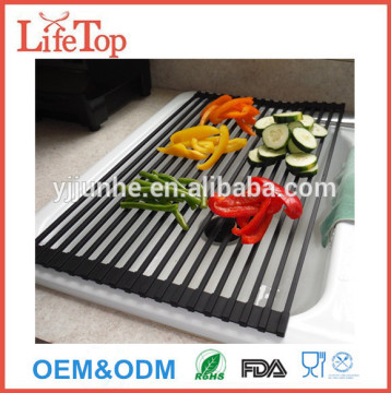 Over the sink Multipurpose Silicone Foldable Roll-up Dish Drying Rack