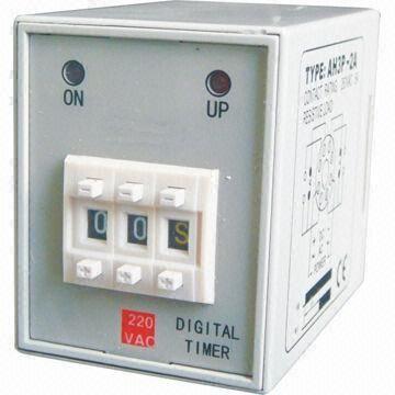 AH3P Time relay, measures 50x40x57.5mm