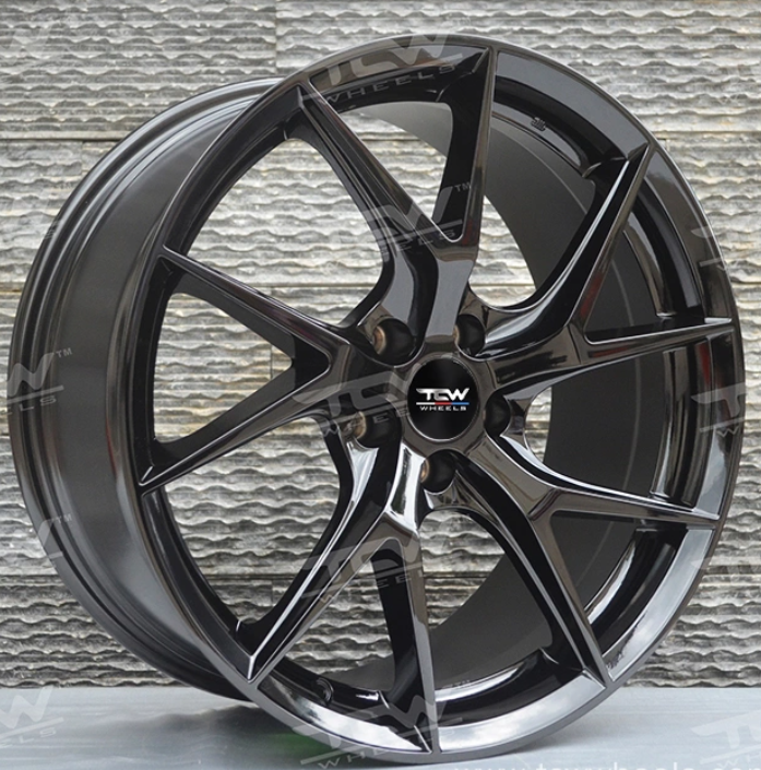 Low Pressure Cast Passenger Vehicle Alloy Wheel