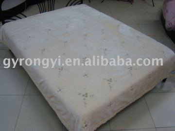 Exclusive sales!!!100% polyester embroidered blanket with 1side embroidery