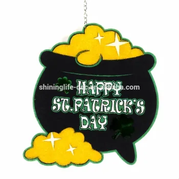 Happy St. Patrick's Day hanging decoration