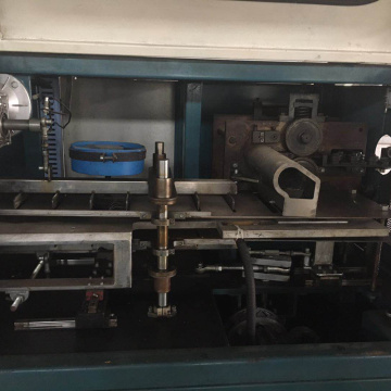 Machine de fabrication de ressorts ensachés pour matelas à ressorts