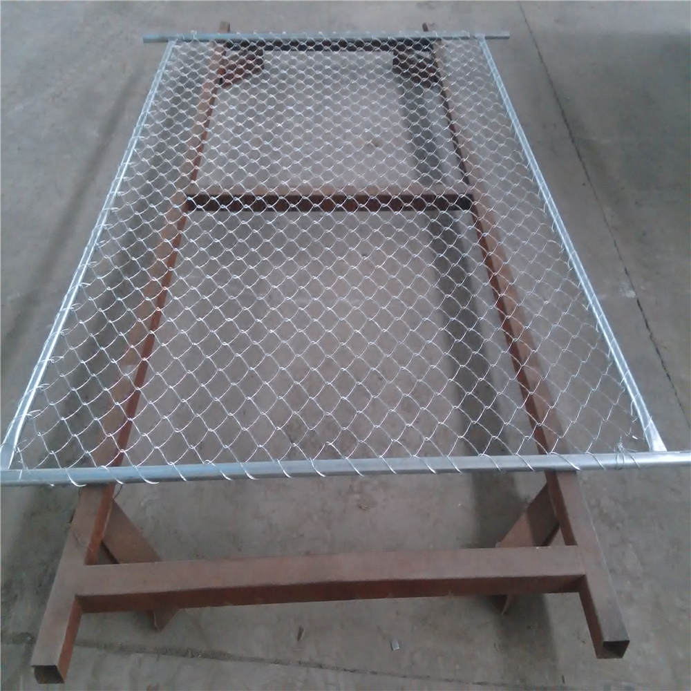 Security barrier galvanized temporary chain link fence panel