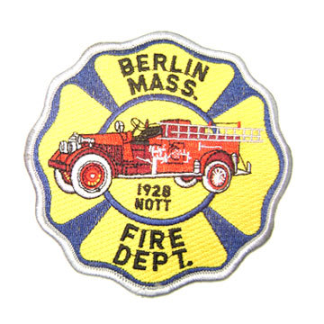 Nerrowed border embroidery patch