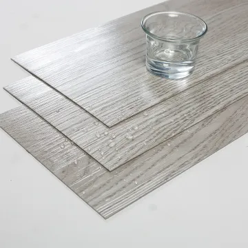 Waterproof Wood grain vinyl tile pvc plank/plastic flooring