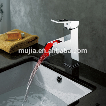 LS05 Bathroom Fashion lighted Basin taps LED water taps