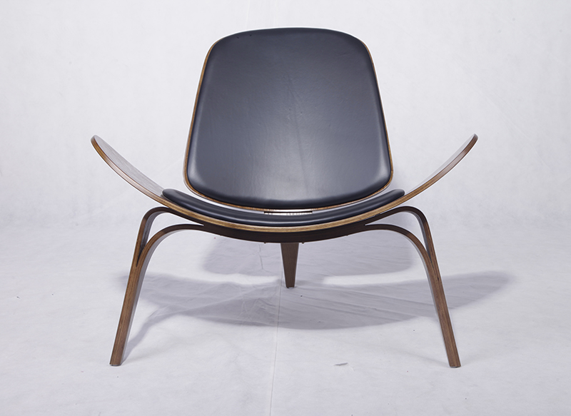 quality-CH07-Shell-Lounge-Chair-replica