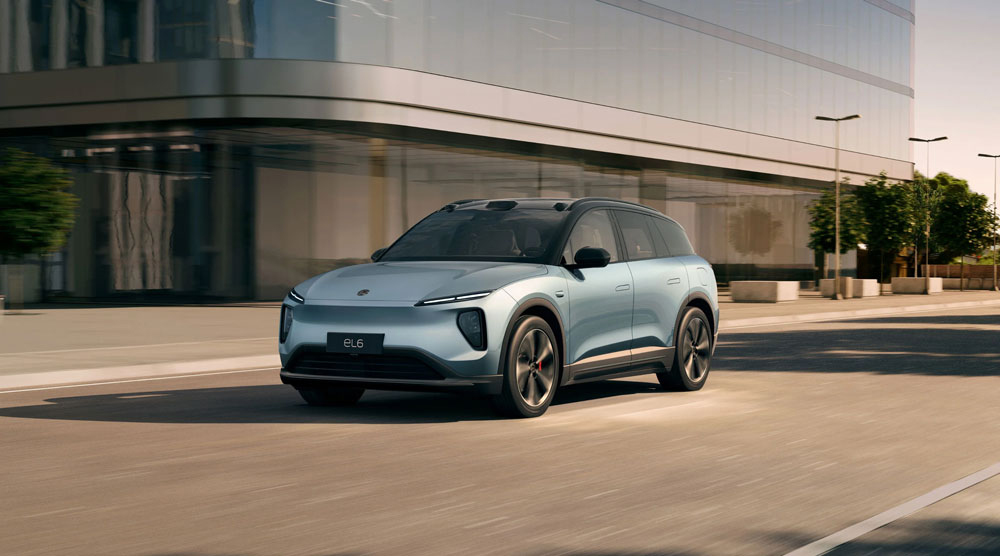 Midsize family car NIO ES6 Midsize family car NIO ES6
