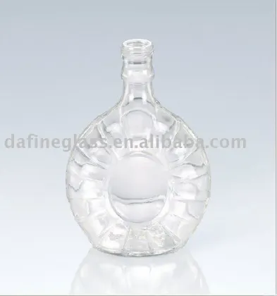 famous brand and high-class glass champagon bottle with diamand lid for red wine