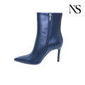 Bottines à talons aiguilles en cuir noir chic