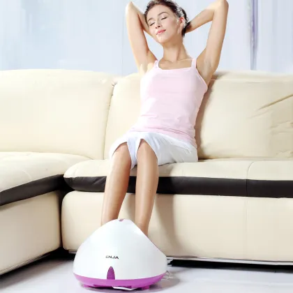 Shiatsu kneading rolling foot massager with heat