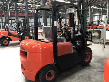 2.0-2.5Ton Diesel Forklift Truck