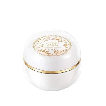 Organic Face Cream for Women - Moisturizing and Whitening in a Plastic Bottle (China)