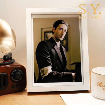 Temiz Beyaz Masa Üstü Resim Çerçevesi