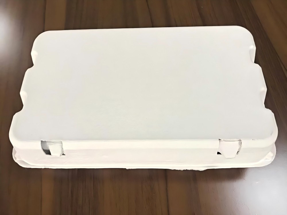 Biodegradable unprinted paper pulp egg packaging cartons