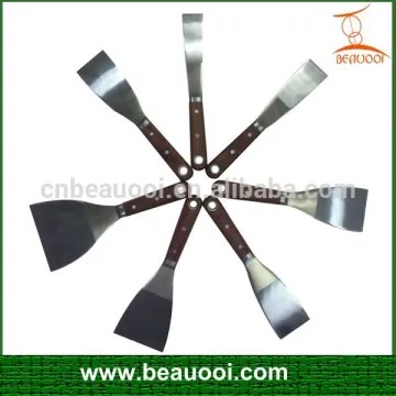 Plastic plastering trowel