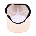 Platte borduurwerk gesloten mesh cap