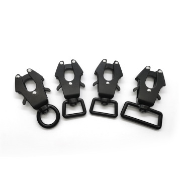 2022 Hot Selling Aluminum Frog Clip Hook Bag Strap with Quick Release Metal Buckle for Pet Collars