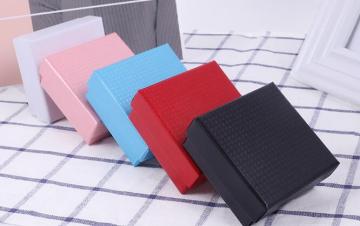 Custom made colorful decorative paper jewelry gift packaging