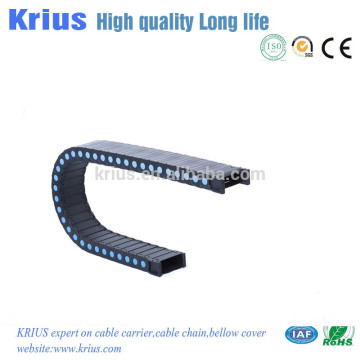 enclosed type plastic cable chain link