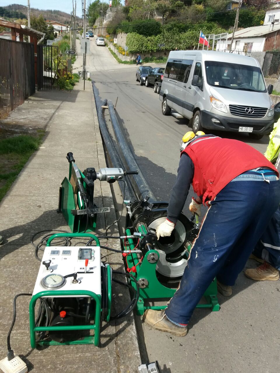 Butt Fusion Welding Machine Is Working At the Chile JobSite