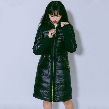 Female`s 100% Nylon long down jacket
