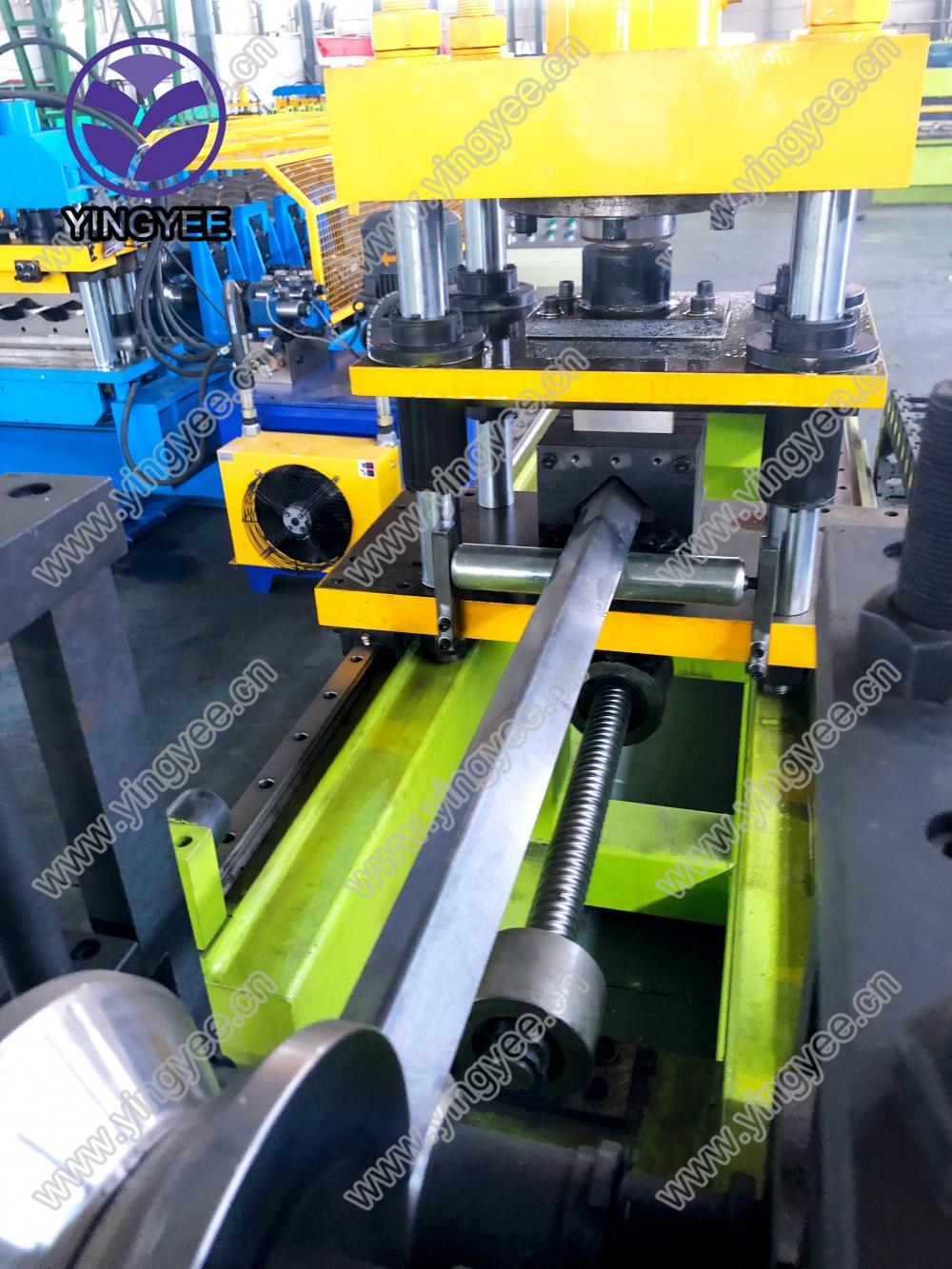 2 mm Iron Steel Angle Roll Forming Machine