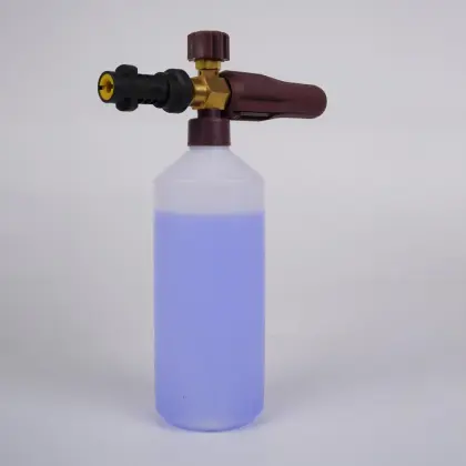 Foaming lance for pressure washer Foaming lance