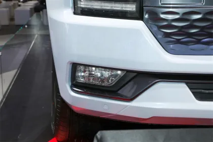 China Factory Direct JMC Dadao EV: 4 Doors 5 Seats Electric Pickup Truck