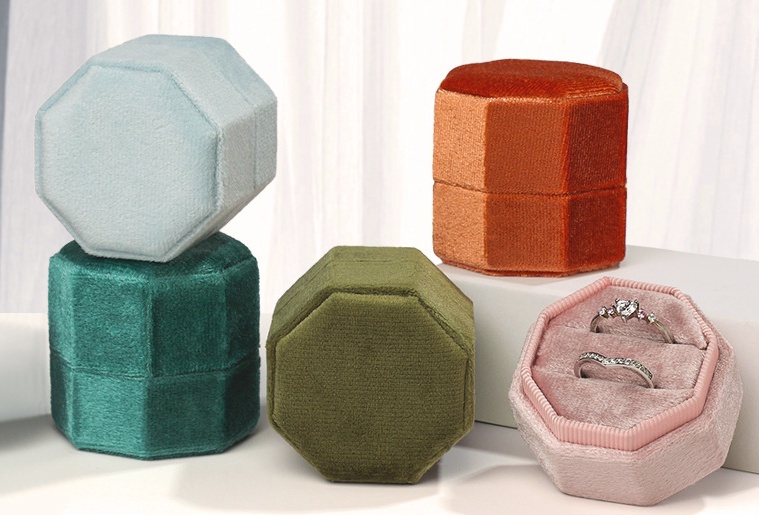 Best-Selling Engagement Pink Double Ring Octagon Box