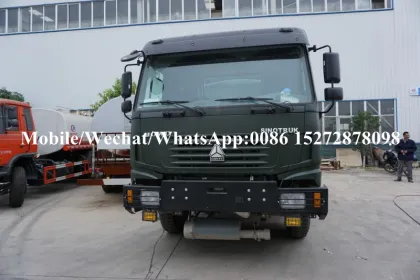 SINOTRUK HOWO Off Road 8m3 Fuel Truck