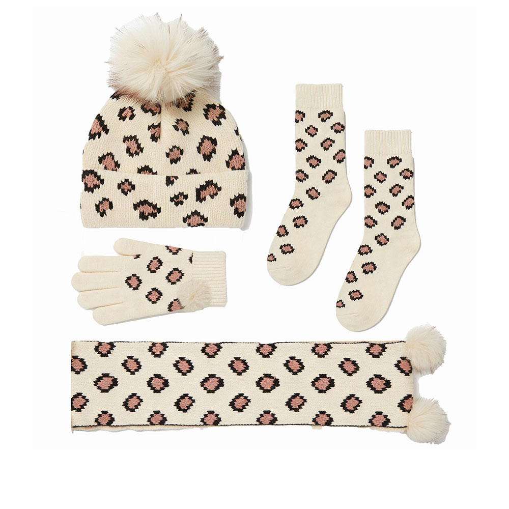 Knitted hat T33-X