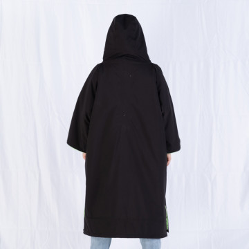 Robe de cambio a prueba de viento impermeable 100% reciclado