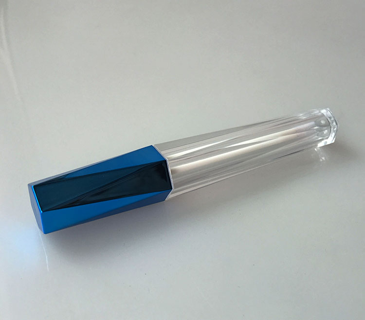 CUSTOM LIPGLOSS TUBE