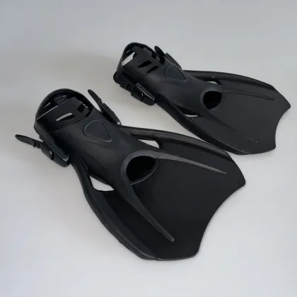 Custom Scuba Dive Fins: Color and Size Options
