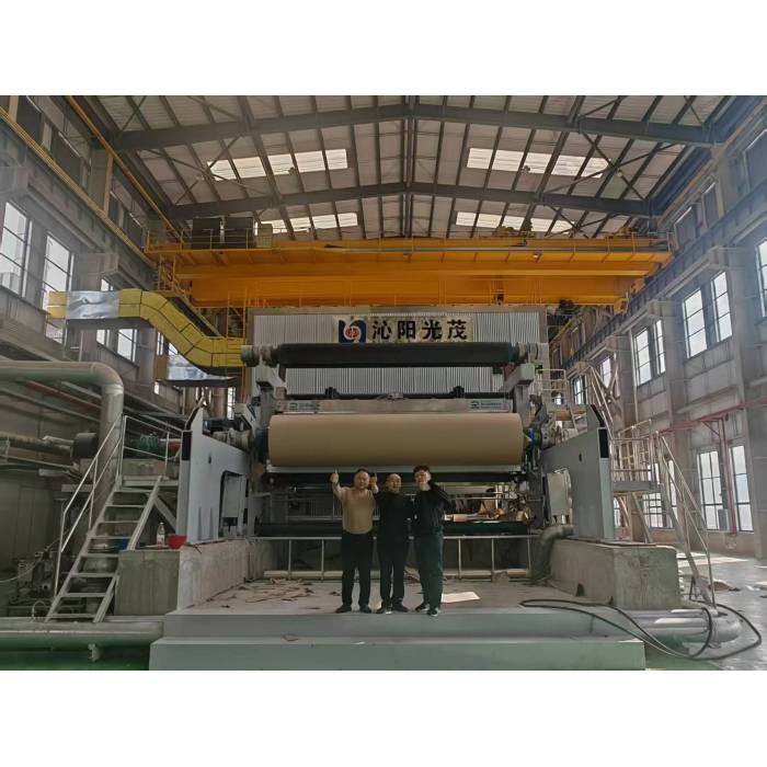 Высококачественная гофрированная фальшивая бумага, производящая производственную линию