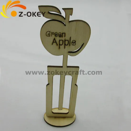 2015 hot Wood 3D ornaments with apple shape carved wood ornament