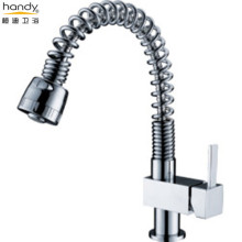 Tarik-kaluar Semprot Kuningan Dapur Tilelep Faucet