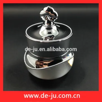 Silver Cap Fashion Plastic Cosmetic Packaging Cream Jar
