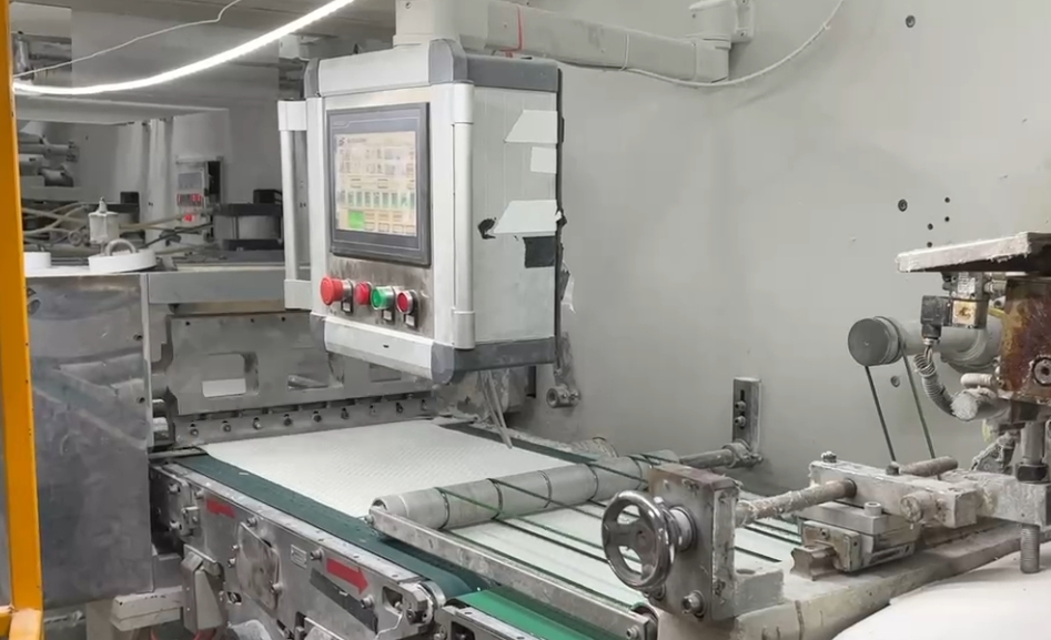 Full-automatic Production line of under pad (
