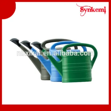 Plastic head for watering can